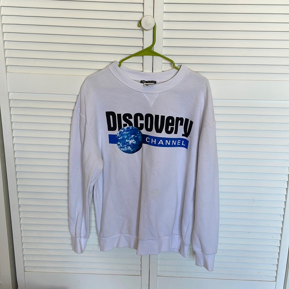 Zara Discover Channel Pullover